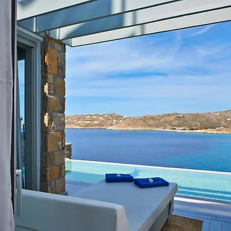 Greco Philia Boutique By Mr And Mrs White 5*