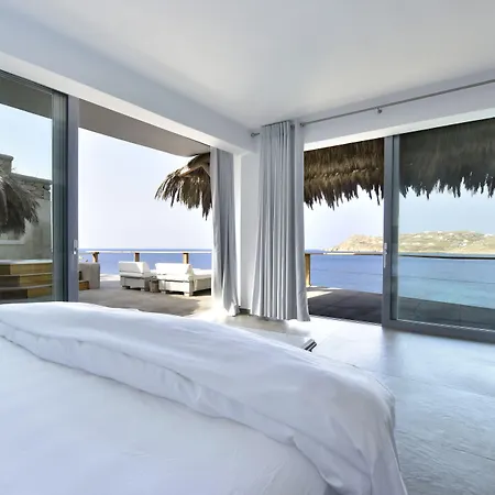 Greco Philia Boutique By Mr And Mrs White 5*