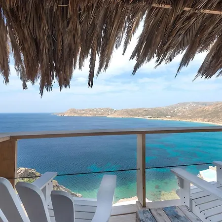 Greco Philia Boutique By Mr And Mrs White 5*
