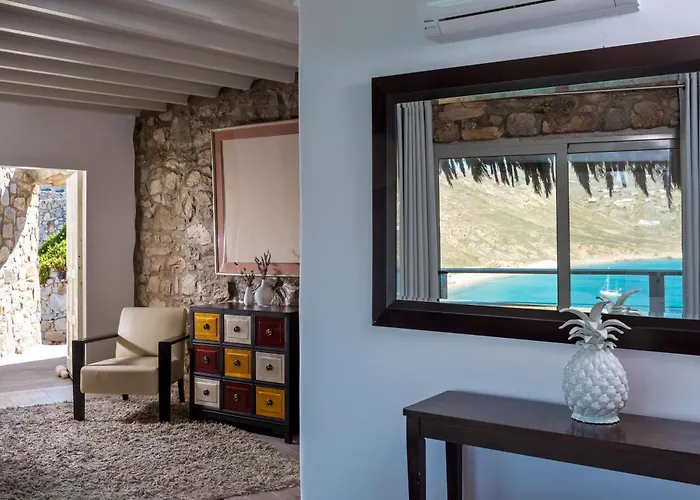 Greco Philia Boutique Elia (Mykonos)