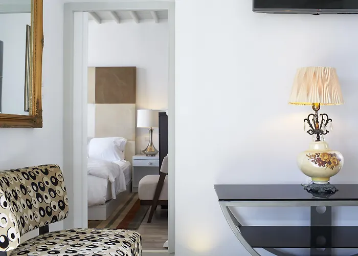 Greco Philia Boutique