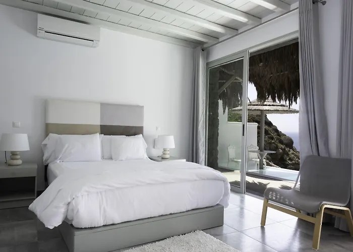 Greco Philia Boutique